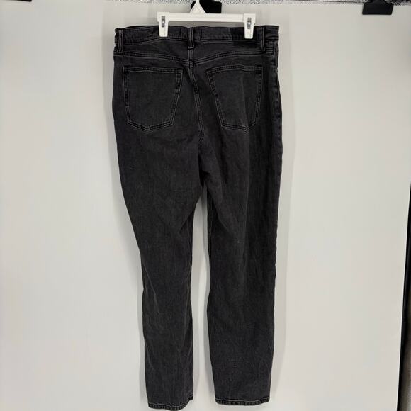 Abercrombie & Fitch Denim - Abercrombie & Fitch Washed Out Black‎ The Mom High Rise Jeans Size 32/14XL